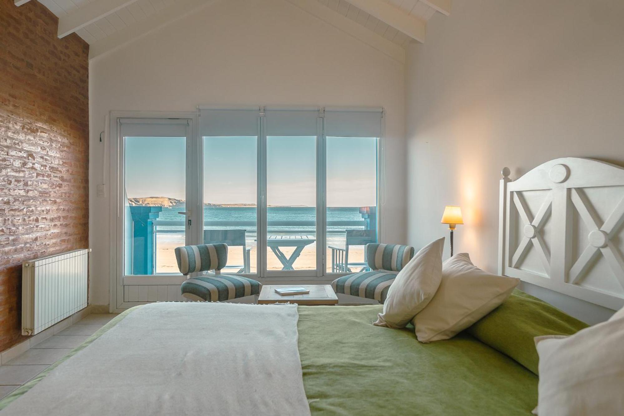 Rayentray Las Restingas Hotel De Mar Puerto Pirámides エクステリア 写真