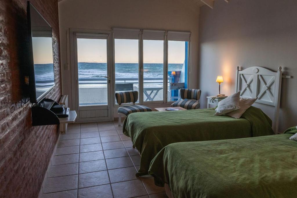 Rayentray Las Restingas Hotel De Mar Puerto Pirámides エクステリア 写真